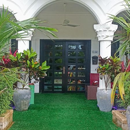 Hotel Hawaii Lounge Sihanoukville Exterior foto