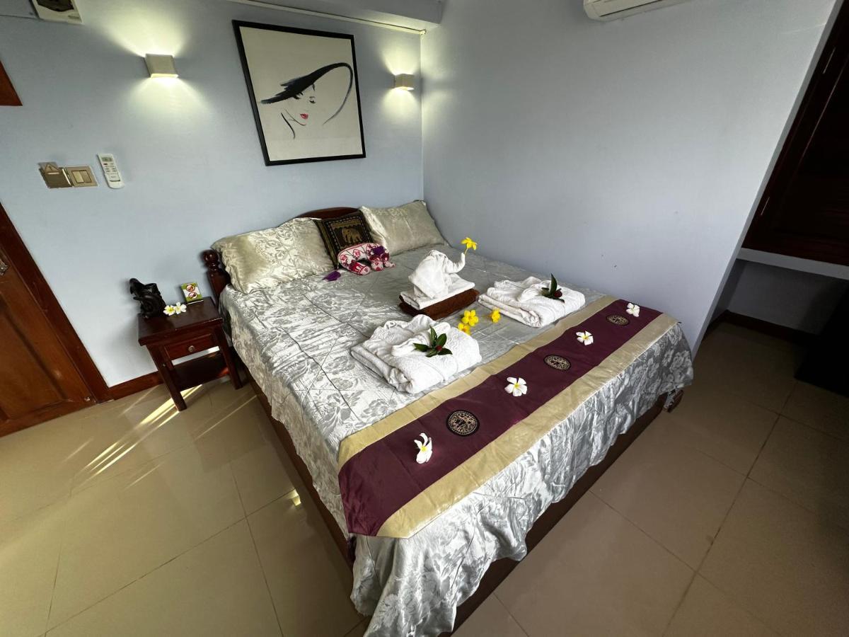 Hotel Hawaii Lounge Sihanoukville Exterior foto